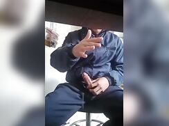 Medellin security guard cums while working