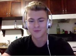 Teen webcam feet show