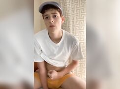 Doe Eyed Shaved Cock Twink Jerks & Cums porn