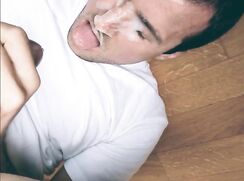 Thick Cum Facial From Handjob porn