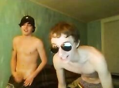 Amateur webcam: Always happy often naked