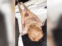 Hot Blond Jerking18