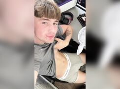cute huge britt tom gomer sextape