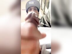 Jerk & Cum On Metro porn
