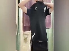 guy strip and show dick