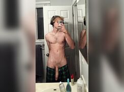 cute monster cock blonde milles reid jerks cumming off again