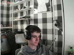 19yo str8 boy on webcam