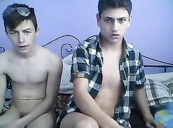 Vintage webcam: Two sweeties