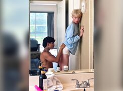 Hot Noah Twink gets eaten out