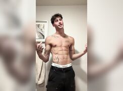 cute fit brunette snapchating jerking off