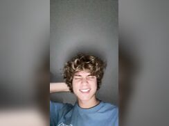 cute curly  blonde taylor another snapchating clip