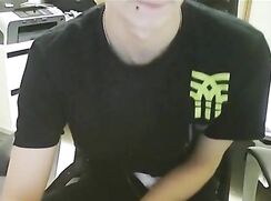 Smooth Twink Webcam Masturbation