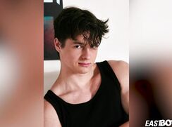 Handsome Czech twunk boy does striptease pics