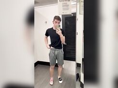 Nerd dressing room wank