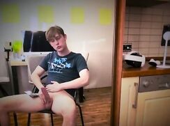 Dnz horny frat boy wanks at home