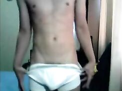 Vintage webcam: brief strip & wank