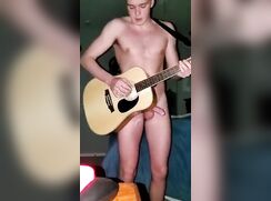 Hot Naked Tune Time
