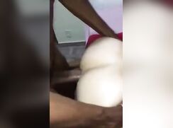 BBCs Queue To Fuck Raw White Ass