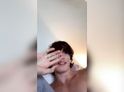 cute talking snapchating