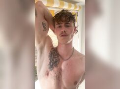 cute fit tiktoker kaudenz bate