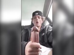 MY BRO DRIVES, I JERK OFF – FAIR SHARING OF THE LABOUR:)))))