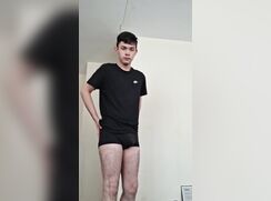Handsome twink show up his big cock .