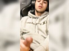 Mikey workin that monster cock