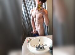 fit brunette hot selfie jerk