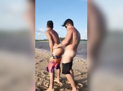 Sporty Lads Beach Fuck & Cum