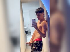 stivenalvarado 0Hlgpq4pqxqqn3brcy5br_Source