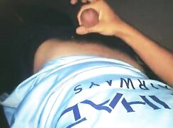 boys_soccer_jerseys_squealing_and_moaning