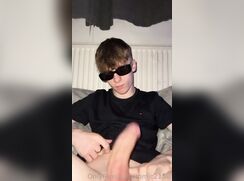 cute tom big cock bate