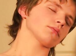 A nice wanker boy thin twink gaytube