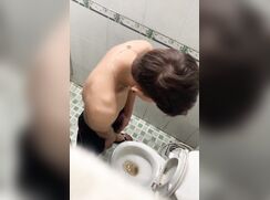 spying on a vietnamese boy peeing