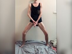 SKINNY TWINK DRAINING HIS MONSTER PIPE