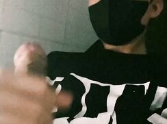 straight viet boy in mask jerk off