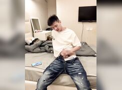 straight chinese boy jerking off