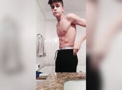 Fit italian twink naked jerking