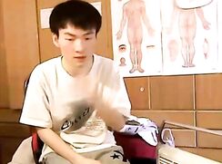 Asian Twink Plays with His Ass on Webcam