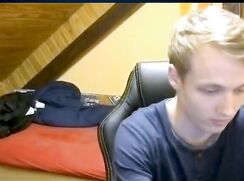 German guy Dustin has a nice body (1/3)