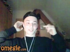 18 year old German guy Elias likes to talk a lot (in german)