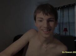 The sexy Rowen