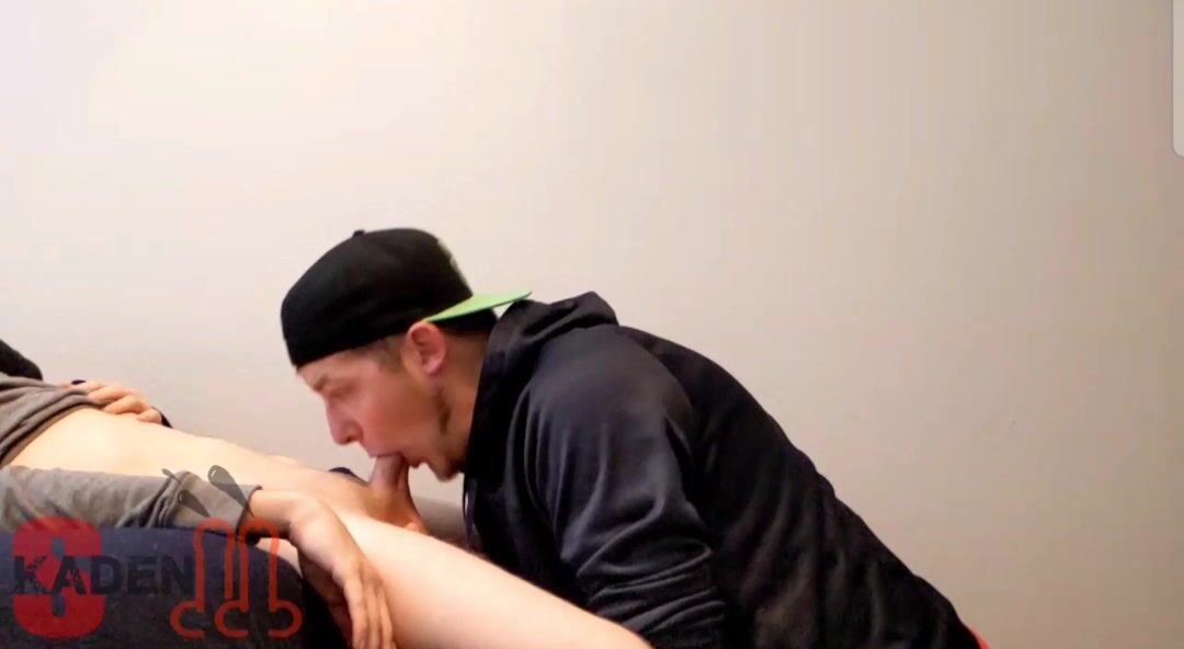 skaden-sucks-a-young-man-in-a-blue-tracksuit-gayporntube