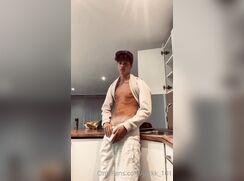 jackk_101 0h1i0tnsresfcbv8xnngy_source