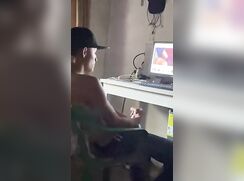 Spy straight jerking off