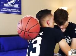 Team players go for third half