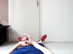 Pov Jerking off in my gym clothes and Nike Janoski - 12-04-25