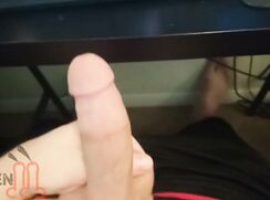 Skaden masturbates in front of his computer