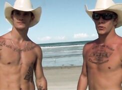 2 guys, Philip and Kyle, goes wild för a girl 1