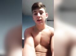 Brunette muscle boy Hello Daddy